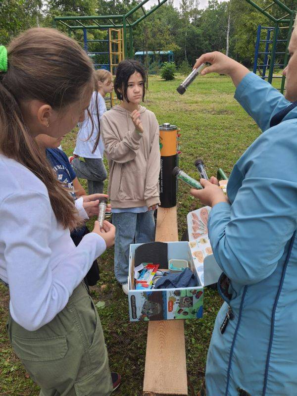 Сегодня в загородном детском оздоровительном лагере &quot;Олимп&quot; прошла яркая экологическая программа, организованная Детским эколого-биологическим центром и центром &quot;Техноспектр&quot;