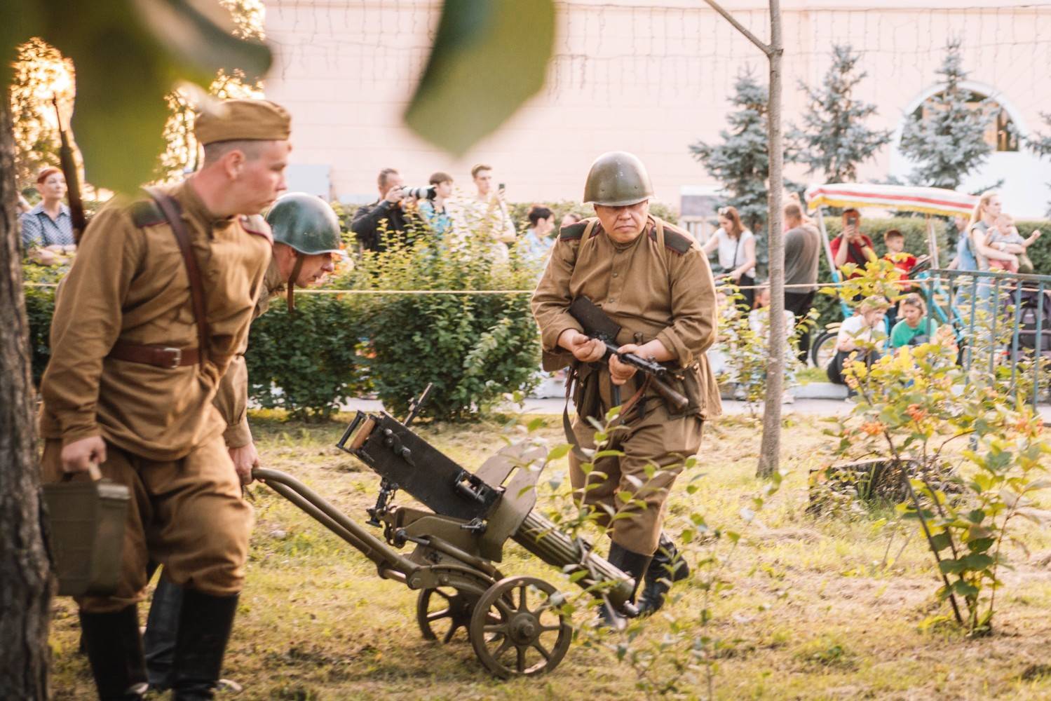 «Подвиг в Фуюане» прогремел мощными взрывами и собрал тысячи зрителей в Хабаровске: фото