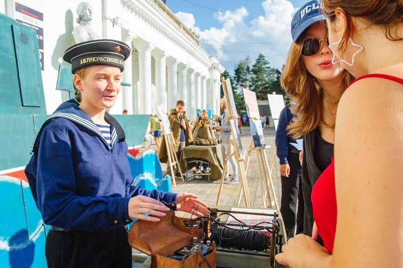 За «Подвиг в Фуюане»: яркая реконструкция прошла на набережной Хабаровска2