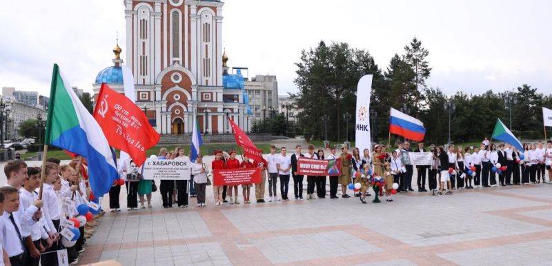 В Хабаровском крае прошел автопробег, посвященный 79-й годовщине окончания Второй мировой войны