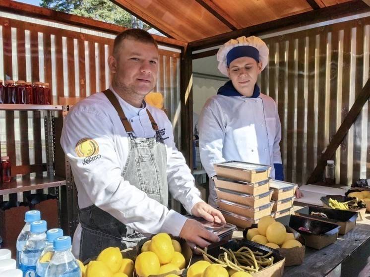 Для вкусного события заготовили больше трех тонн продуктов