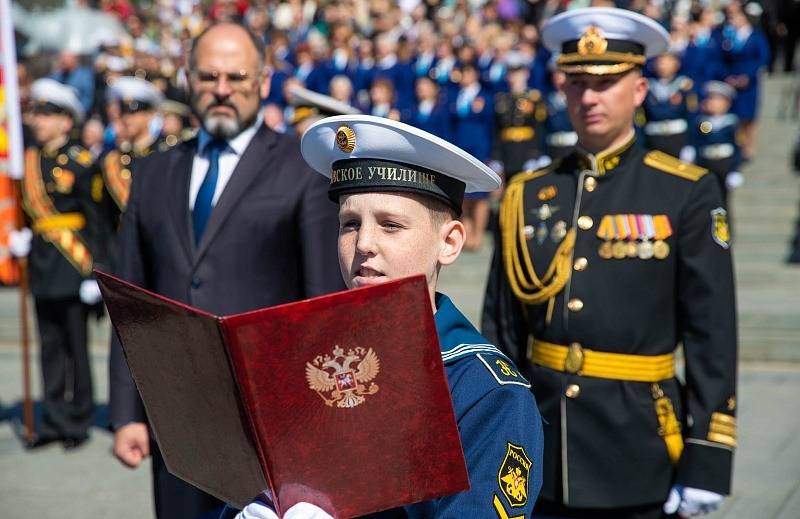 Нахимовцы — молодцы: юбилей отмечает знаменитое училище во Владивостоке1