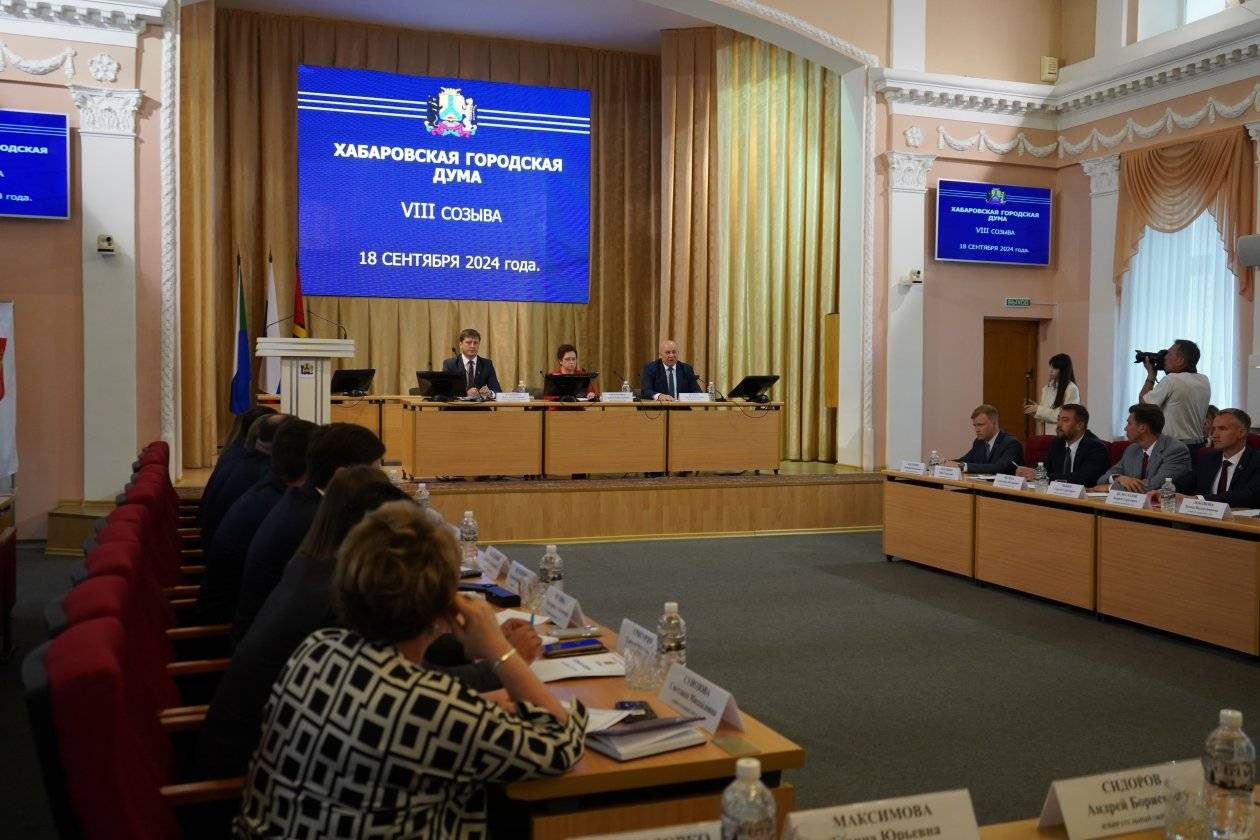 Председателем Хабаровской городской думы большинством голосов избран Андрей Белоглазов2