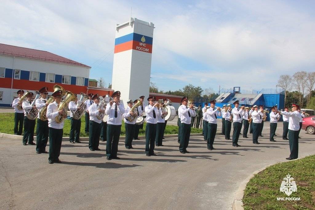 В Хабаровске открыли памятную доску ветерану пожарной охраны и герою СВО1