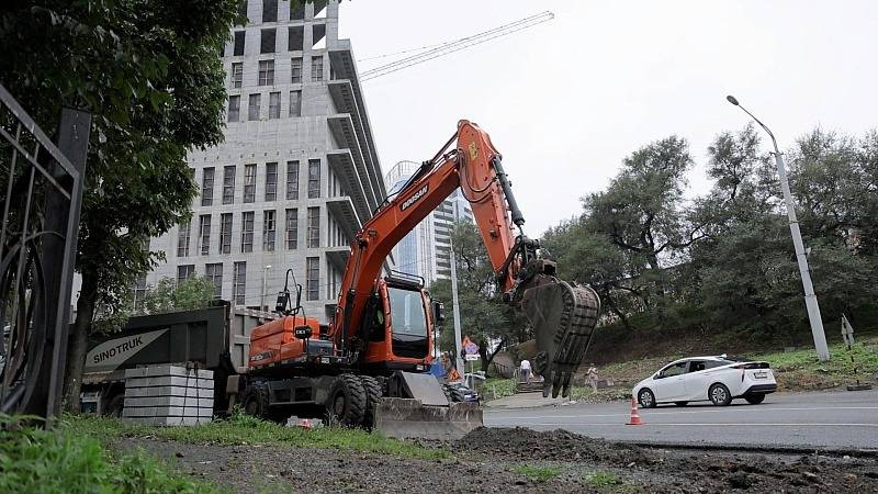 Важный перекресток отремонтируют во Владивостоке до конца года1