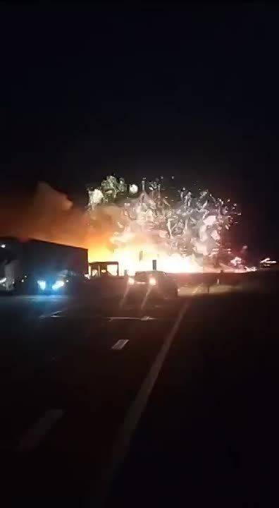 Семья с двумя детьми из Хабаровска погибла в Амурской области в ДТП с фурой, перевозившей пиротехнику