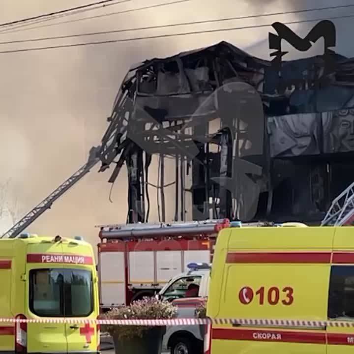 Три человека пострадали при пожаре в хабаровском театре Музкомедии