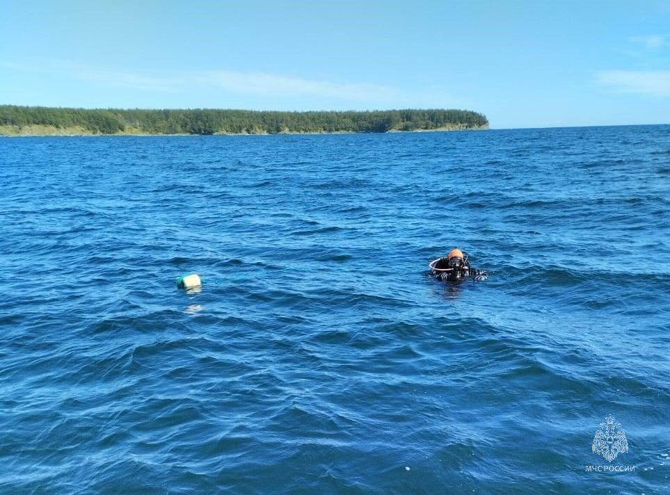 250 часов под водой. В тренировочном сборе по водолазной подготовке на побережье Татарского пролива приняли участие 14...