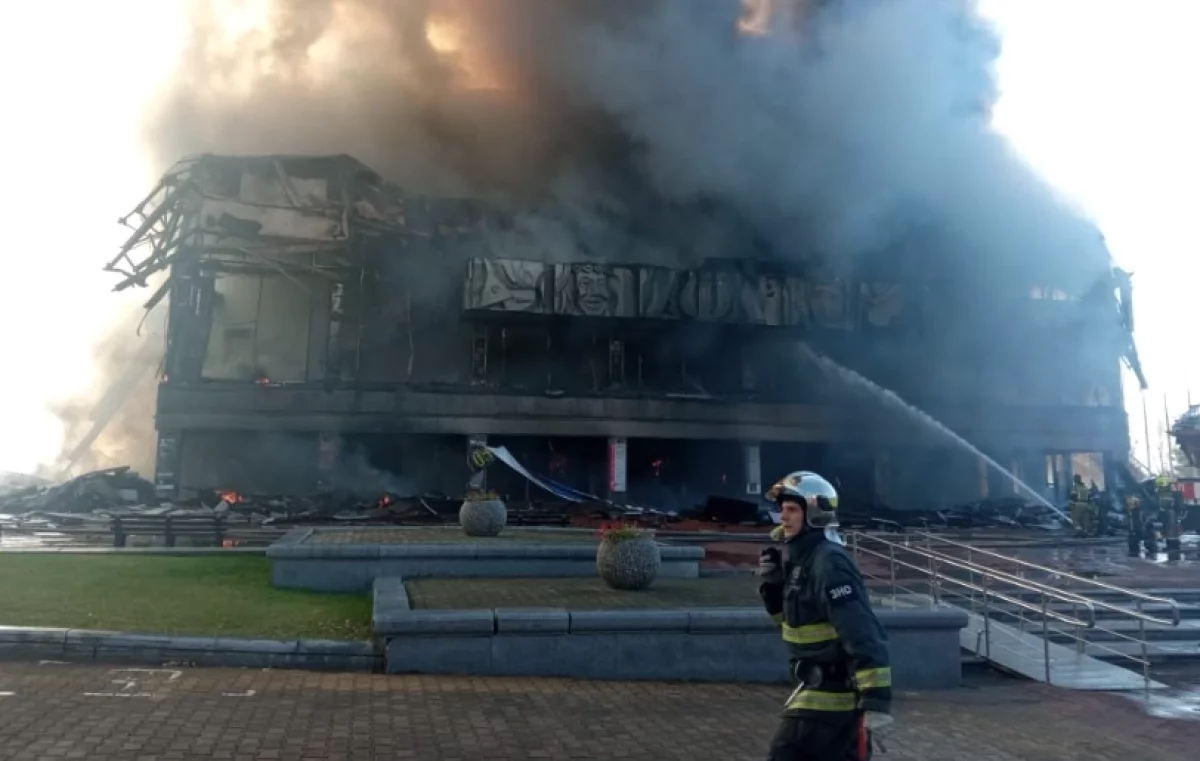 Пожар в Хабаровском музыкальном театре локализован0