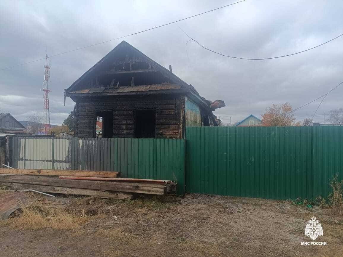 Был ремонт, осталось пепелище: хозяин дома погиб при пожаре в Николаевске-на-Амуре2