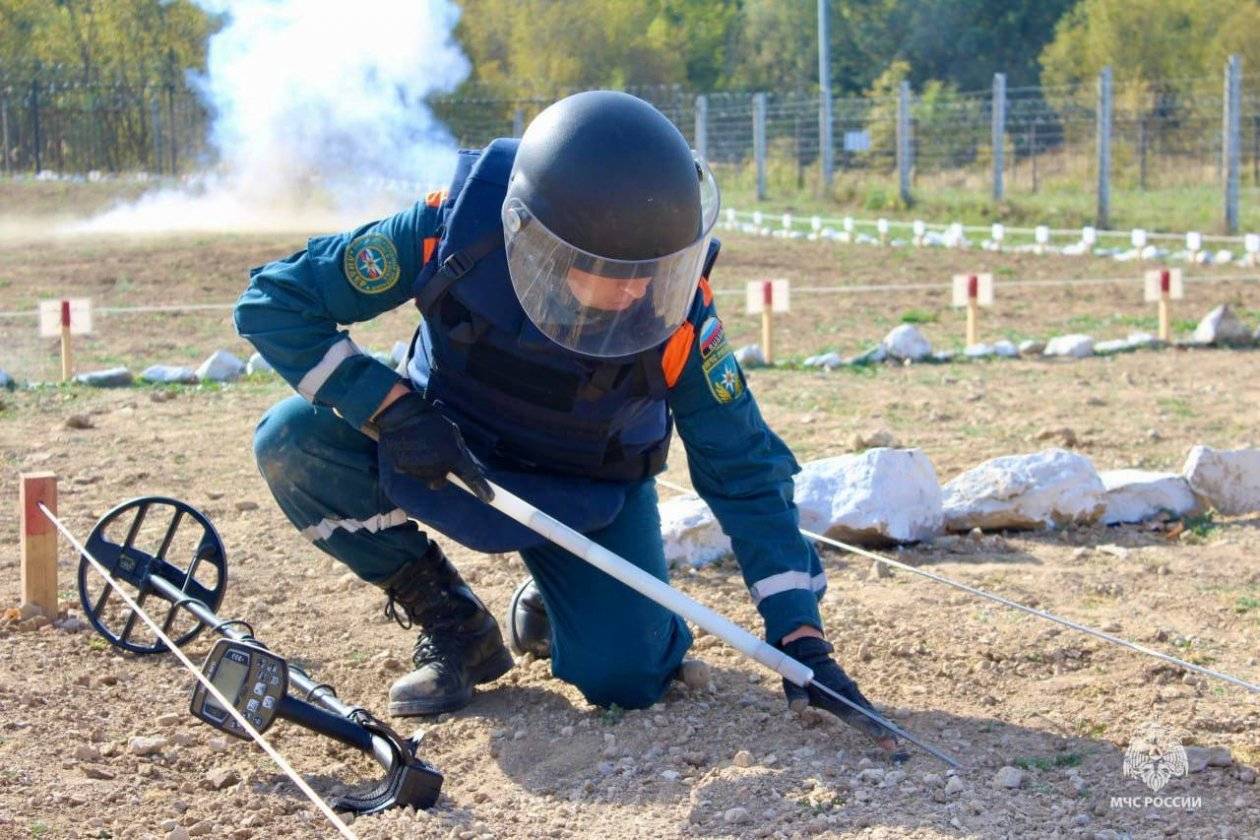 Лучший пиротехник России служит в Амурском спасательном центре МЧС России2