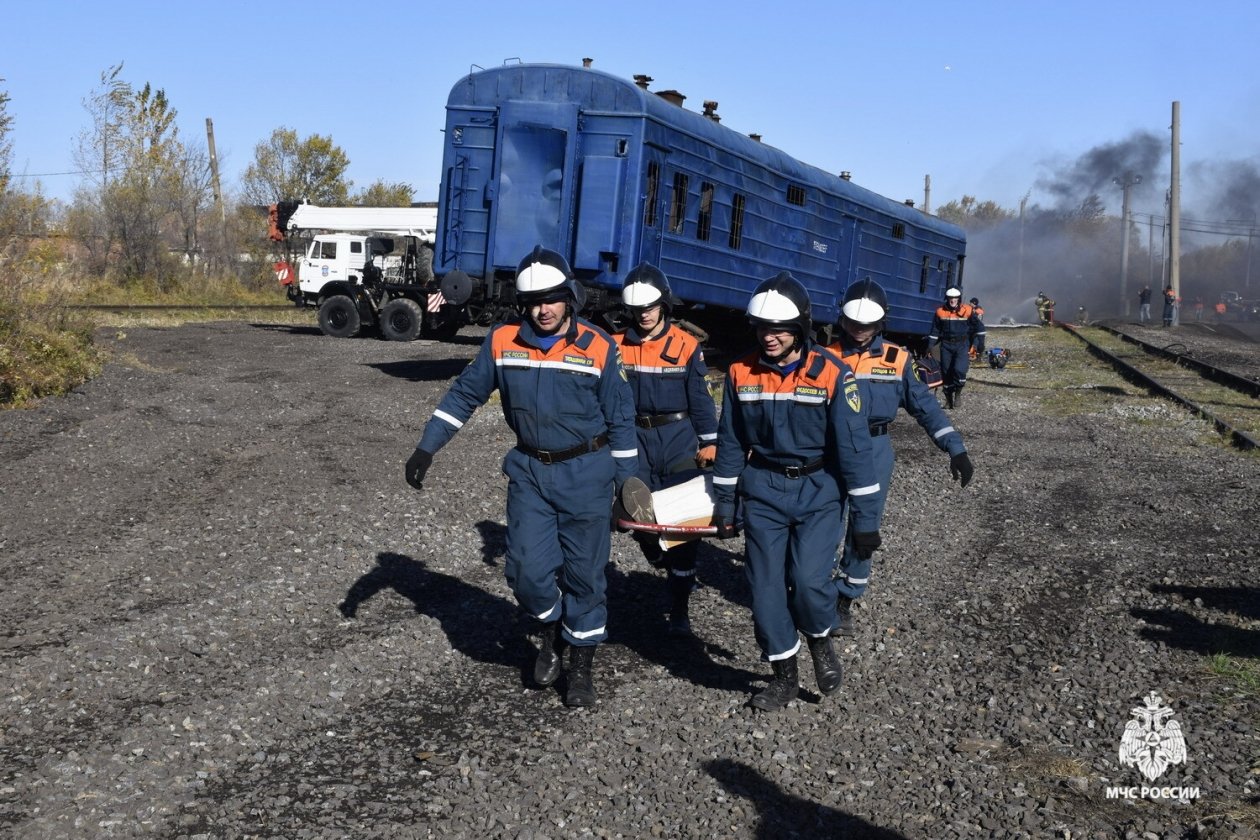 Полигон безопасности: МЧС и РЖД в Хабаровском крае провели успешные учения4