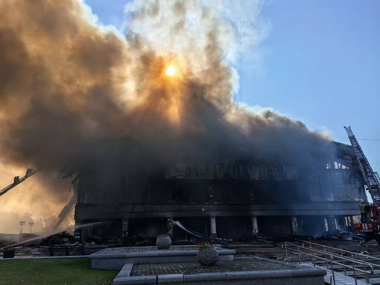 Прокуратура проведет проверку по факту пожара в хабаровском музтеатре