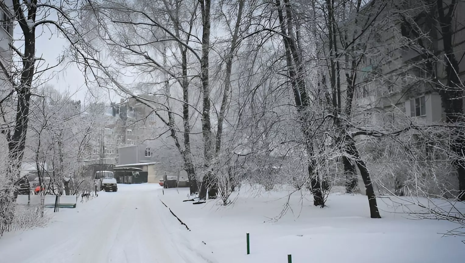 Снегом заваливает Хабаровский край0