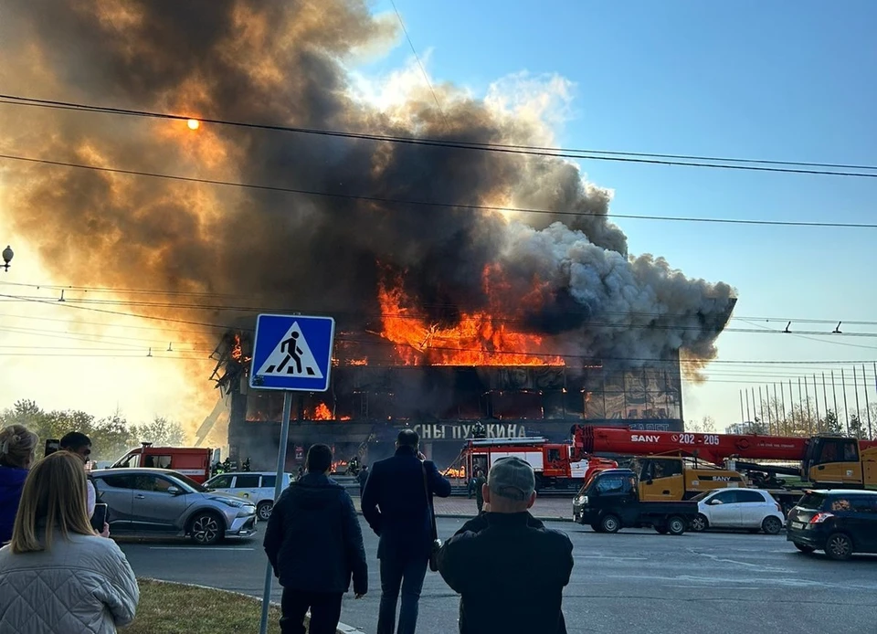 В Хабаровске началась проверка по факту пожара в музыкальном театре0