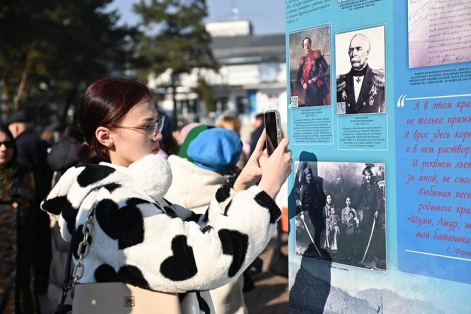 В Хабаровске открылись выставки к 86-й годовщине со дня образования края0