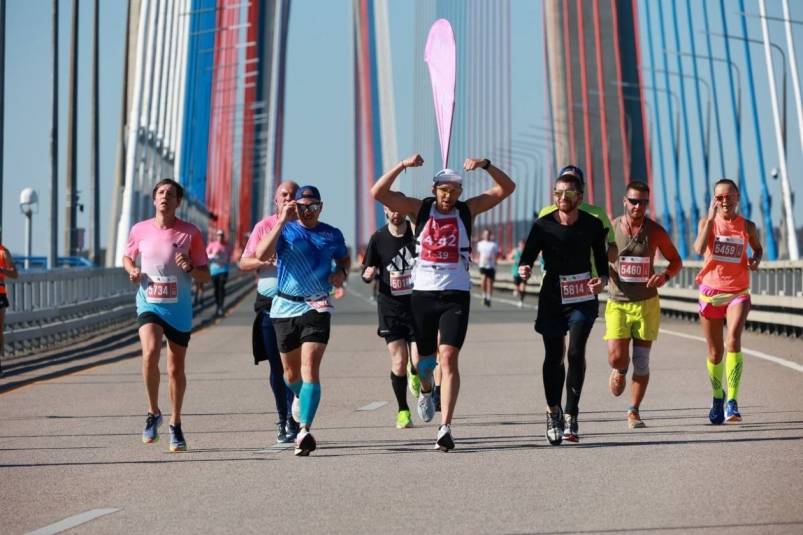 VIII Galaxy Vladivostok Marathon предоставлены АНО &quotБеговой спортклуб DNS&quot