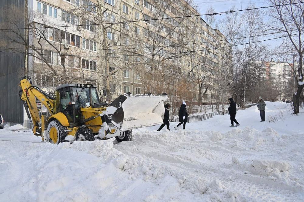 Ликвидация последствий снежного циклона продолжается в Хабаровском крае (данные на 19:00)