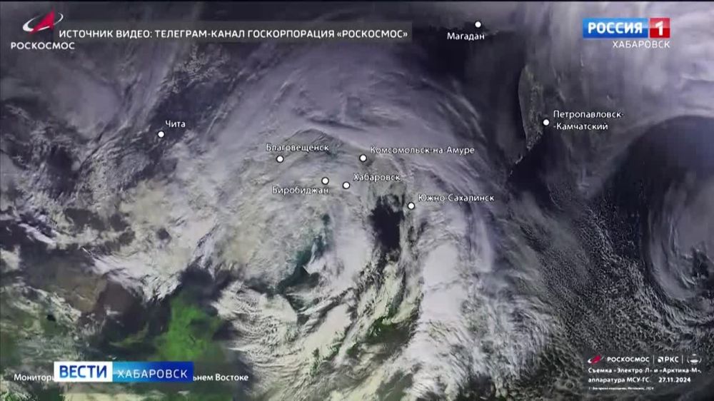 Роскосмос показал спутниковые снимки «Бури столетия» на Дальнем Востоке