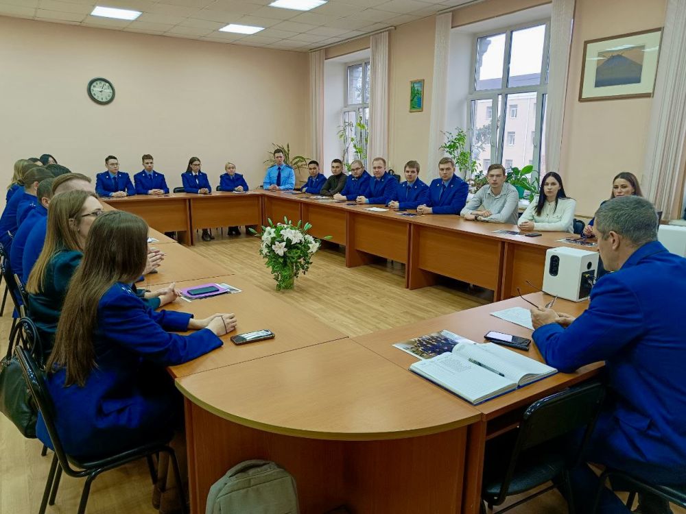 В Хабаровском межрегиональном центре завершились курсы профессионального обучения прокурорских работников