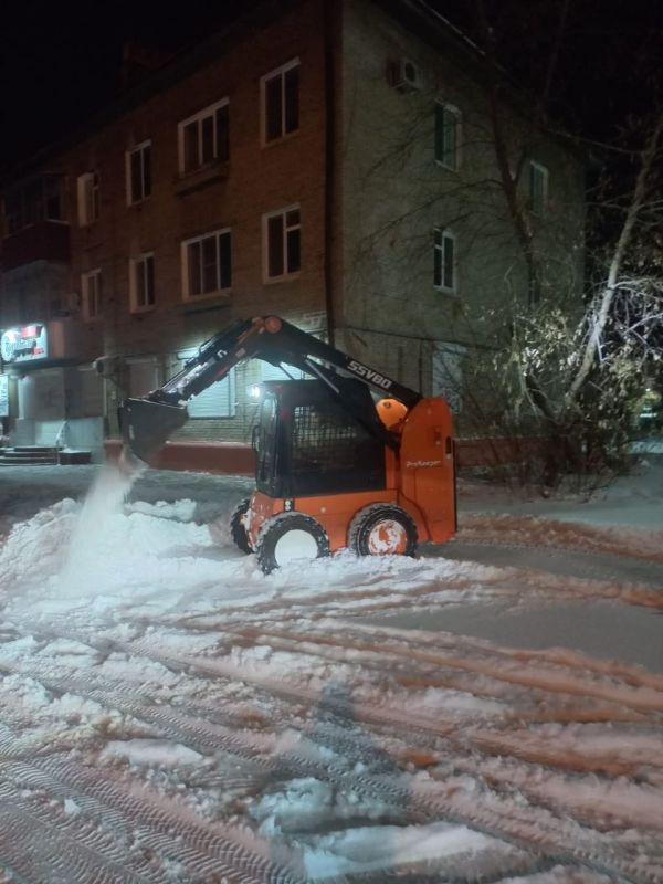 Ликвидация последствий снежного циклона продолжается в Хабаровском крае (данные на 10:00)