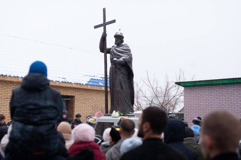 Памятник Владимиру Великому установили в Комсомольске-на-Амуре