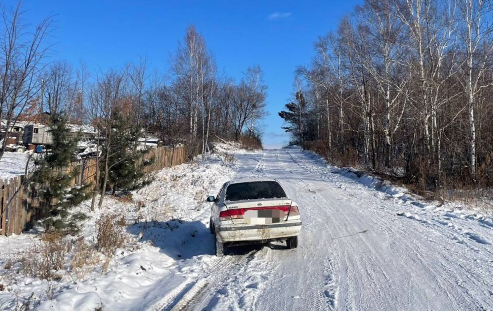 Нетрезвый водитель без права управления госпитализирована с травмами в Амурском районе