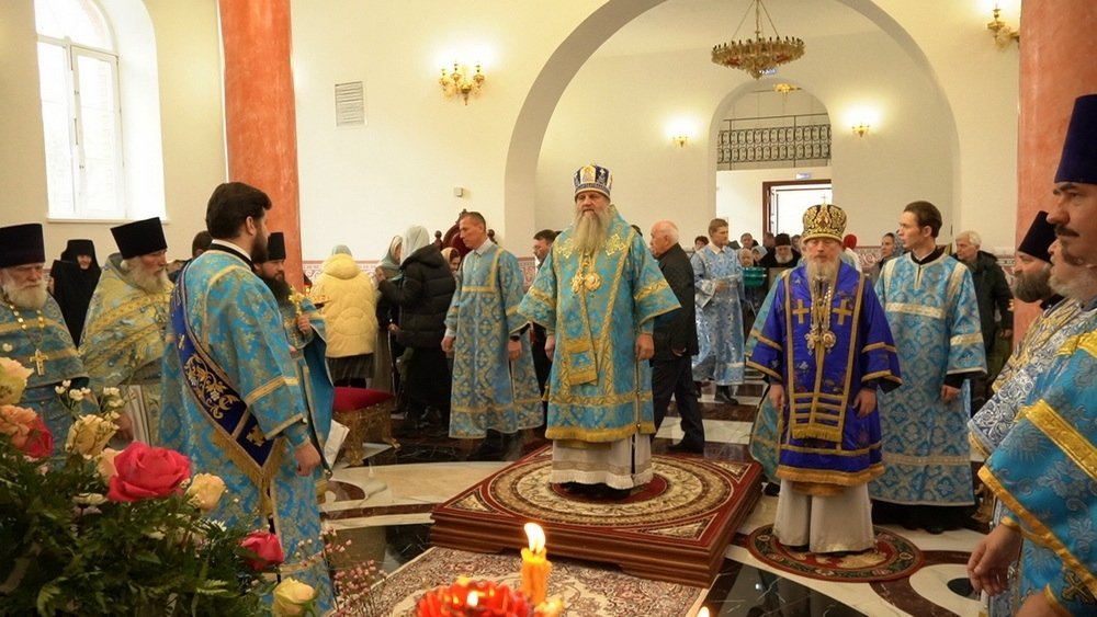 В Хабаровске освятили новый храм на Центральном кладбище (ФОТО)3