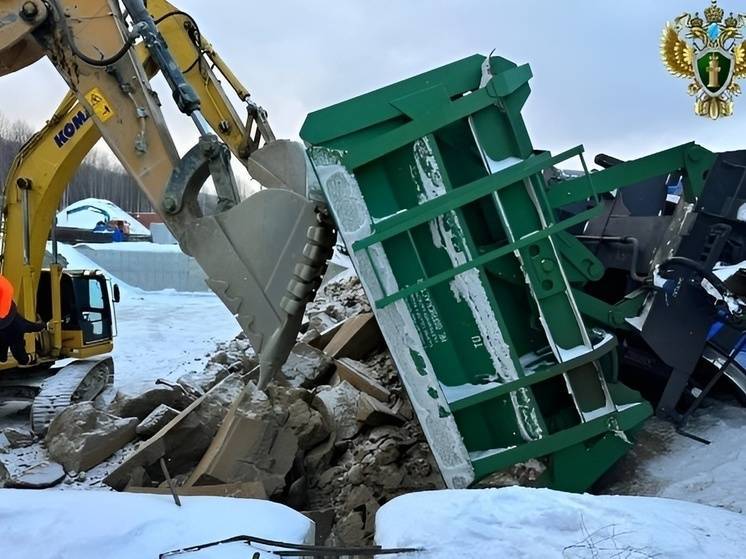 Вагон с песком опрокинулся на железной дороге в Хабаровском крае