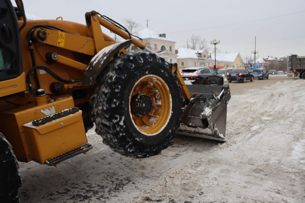 66 единиц уборочной техники работали на улицах города в минувшие сутки