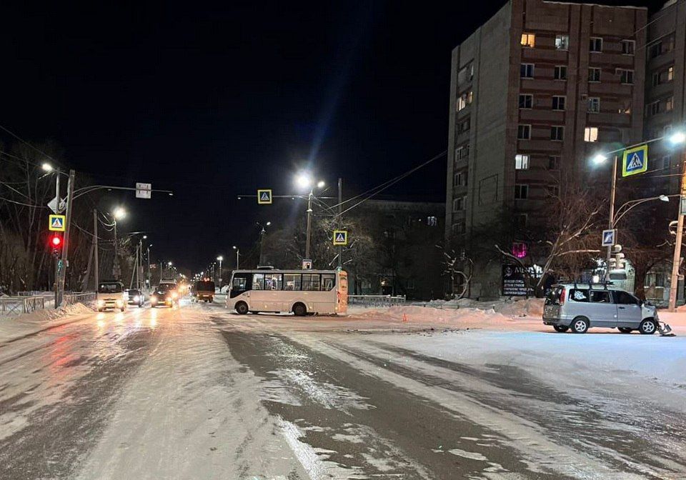 9-летняя девочка пострадала в ДТП с автобусом в Комсомольске-на-Амуре