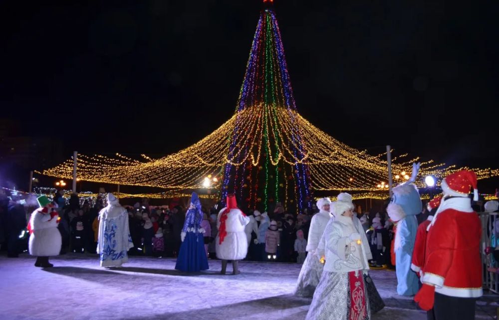 Главный новогодний городок открылся в Комсомольске-на-Амуре