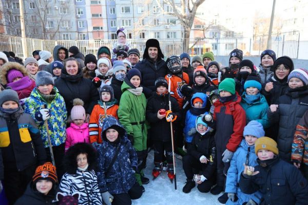 Дмитрий Демешин проинспектировал улицы, дворы и общественные пространства Хабаровска в преддверии новогодних праздников