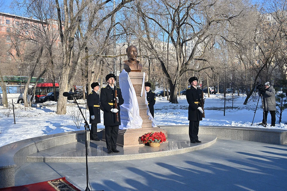 Сквер и памятник Феликсу Дзержинскому открыли в Хабаровске0