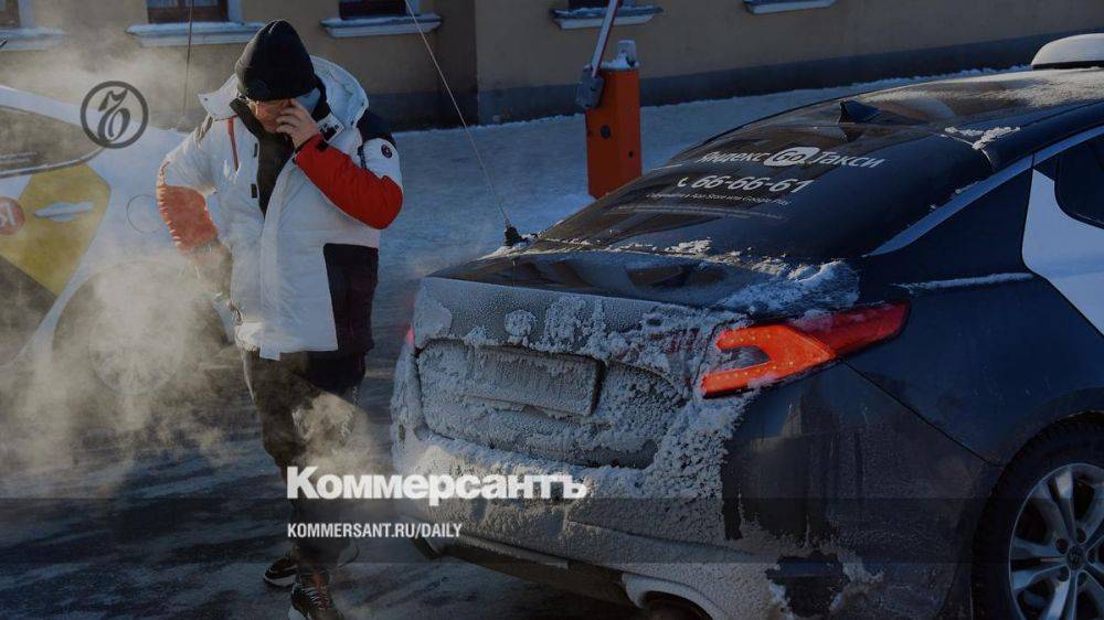 Водителям напомнят о сроке действия ОСАГО через «Госуслуги», СМС и электронную почту