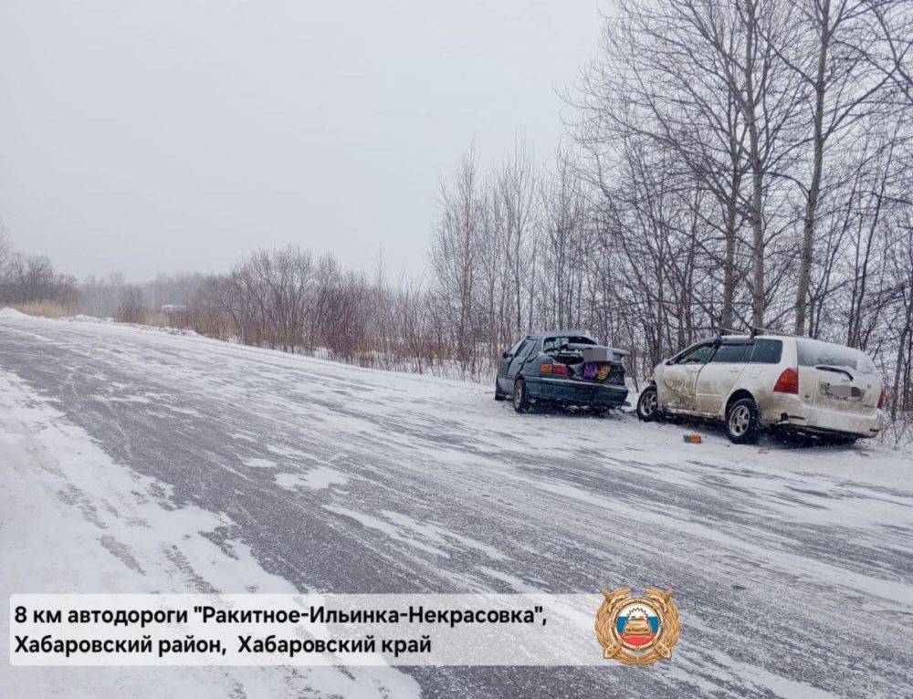 В Хабаровском районе в столкновении на встречной полосе погиб водитель