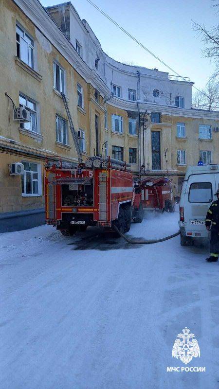 В Комсомольске-на-Амуре пожарные спасли 7 человек и домашних питомцев