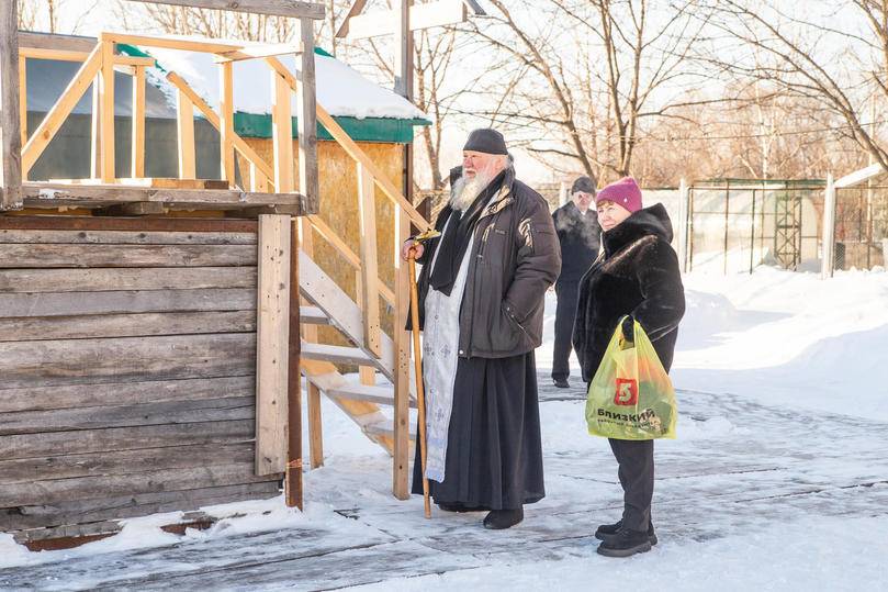 Где находятся купели на Крещение Господне 2025 в Хабаровске: адреса, время омовения и раздача воды3