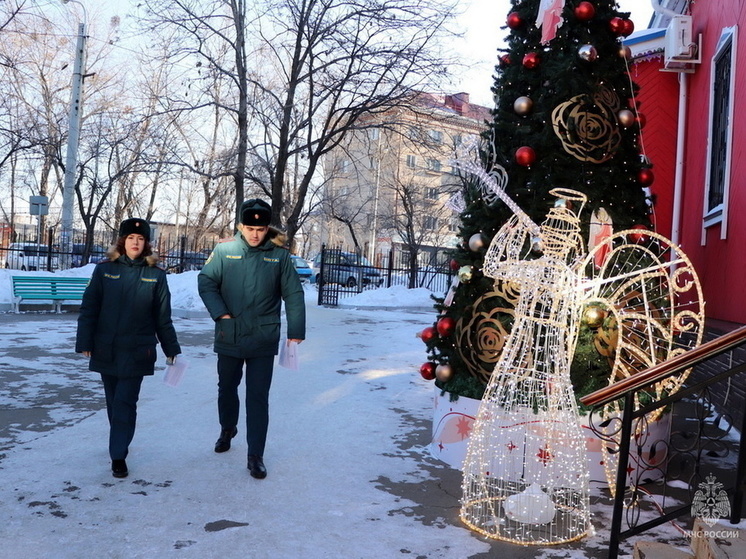 Перед Рождеством в МЧС Хабаровского края проверили храмы на пожарную безопасность