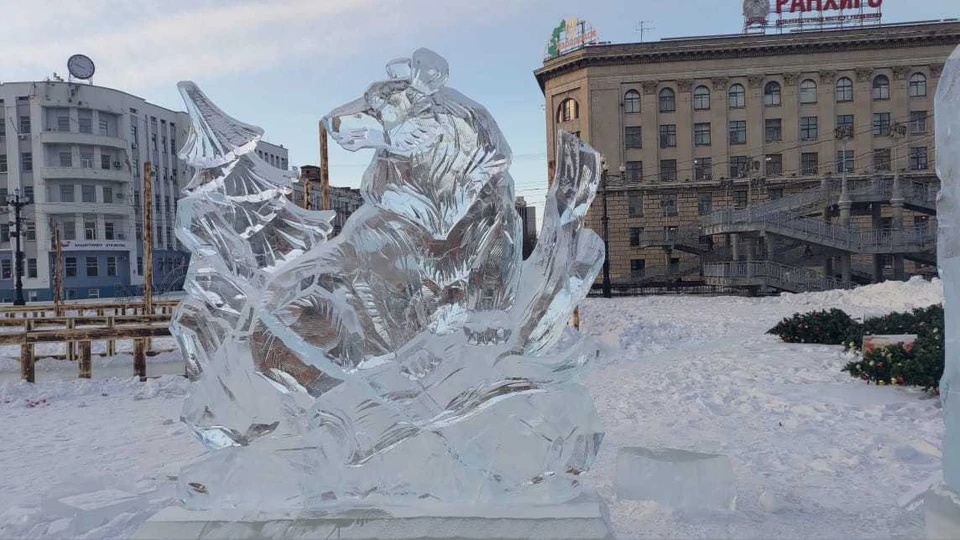 Жители Амурска заняли второе место на конкурсе ледовых скульптур в Китае0