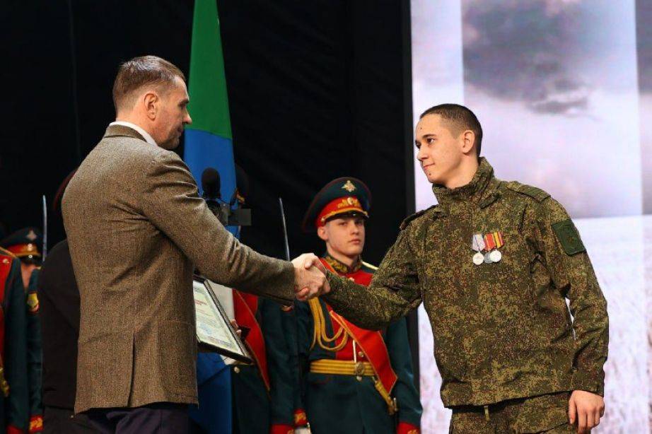 Первый краевой военно-патриотический форум «Защитник Отечества» состоялся в Хабаровске