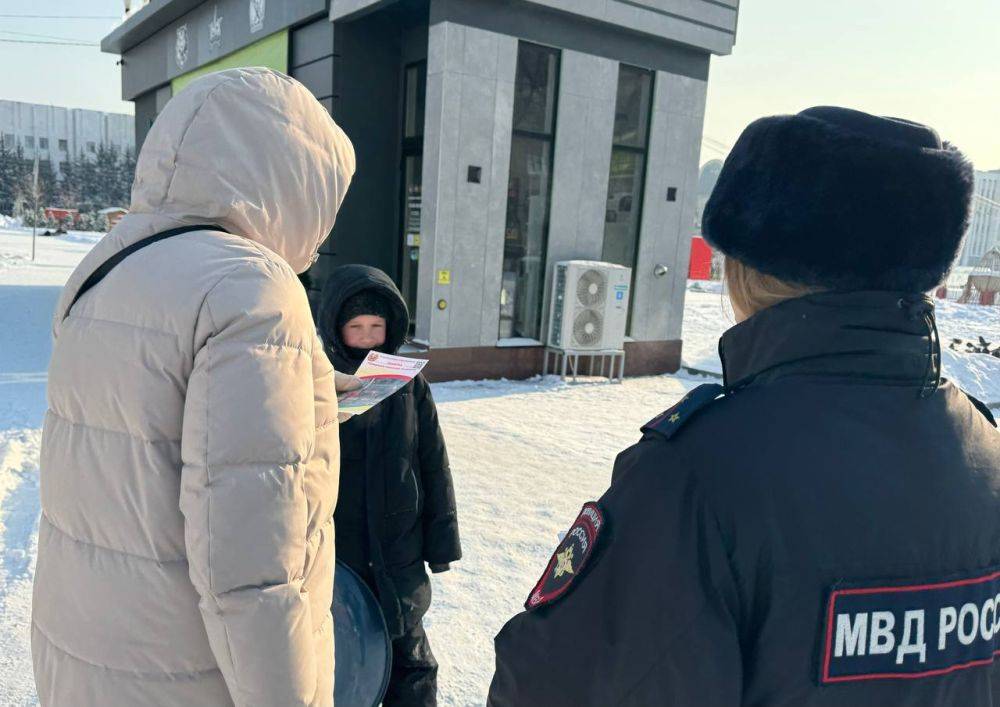 Сегодня сотрудники Госавтоинспекции города Хабаровска провели профилактическое мероприятие с пешеходами