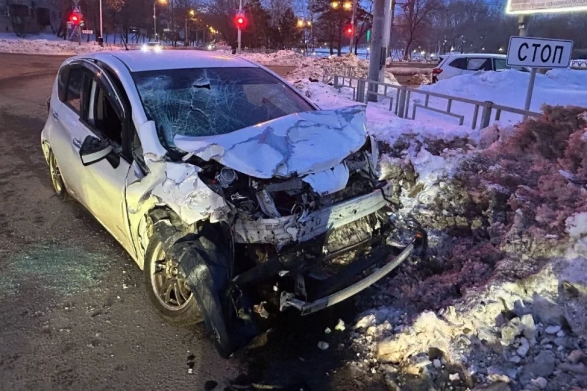 Девушка устроила жёсткое ДТП в центре Хабаровска, пострадали пятеро0