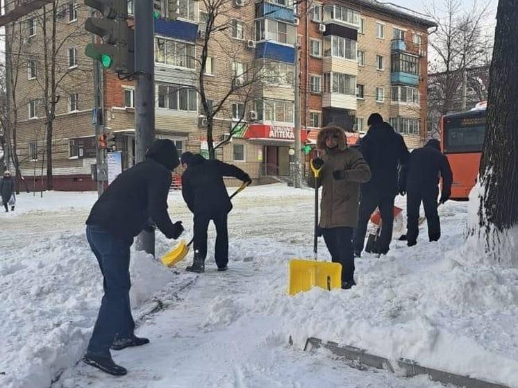 Чиновники помогут убрать снег с улиц Хабаровска