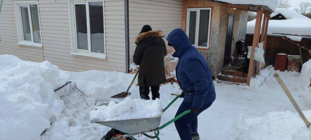 Добровольцы Хабаровска регулярно помогают семьям участников СВО