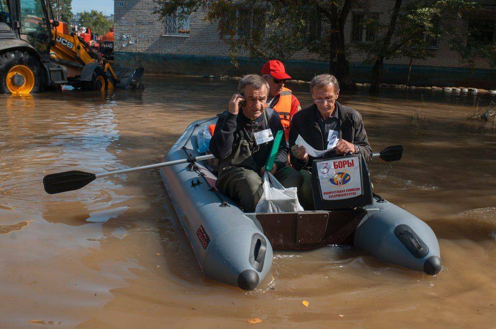 Архивное фото. 2013 год - выборы Губернатора Хабаровского края и большое наводнение на Амуре