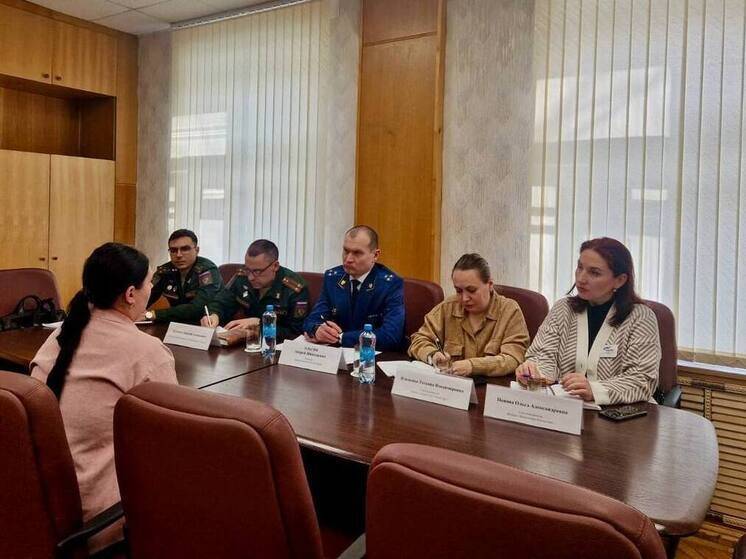 Прокуроры встретились с бойцами СВО и выслушали их проблемы в Хабаровском крае