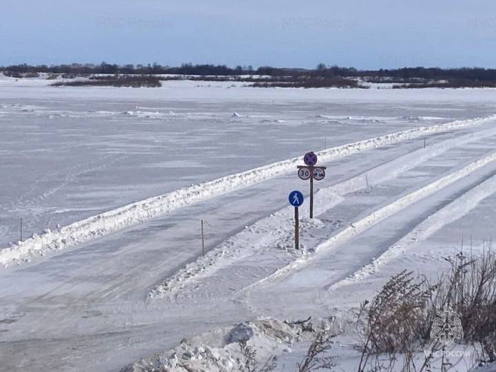 В Приамурье открылась новая ледовая переправа1