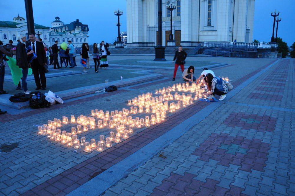 Архивное фото. Работа с молодежью - одно из важных направлений в деятельности избирательных комиссий. Конкурсы, дискуссии, уроки, занятия, интеллектуальные игры, квесты и многое-многое другое