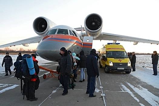 Чёрные ящики разбившегося у Нелькана L-410 отправят для расшифровки в Москву